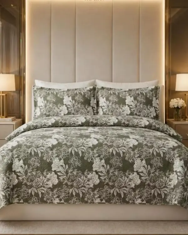 Cobre-leito Super King estampado em quarto decorado